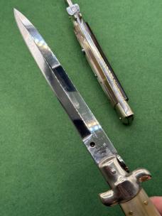 15” AGA Swivel and 11” 2018 AGA Dagger Picklock 15” AGA Swivel and 11” 2018 AGA Dagger Picklock