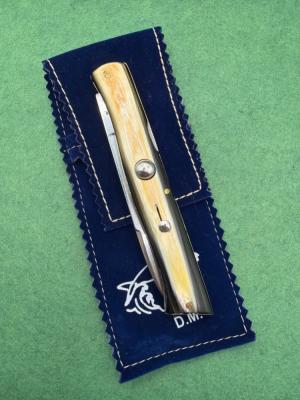 New Round Button 60’s Style Ackermannchen Type Knife in Premium horn