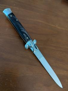 GIOVANNI BELTRAME 9" 23CM BUFFALO HORN STILETTO FLAT BLADE..NEW GIOVANNI BELTRAME 9" 23CM BUFFALO HORN STILETTO FLAT BLADE..NEW