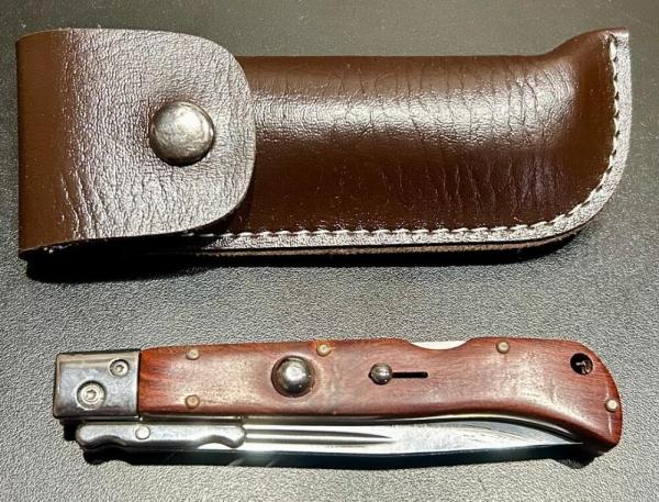 Italian-Style "Roma" 9" Swing-Guard Lockback Knife, Cocobolo Wood Scales Italian-Style "Roma" 9" Swing-Guard Lockback Knife, Cocobolo Wood Scales