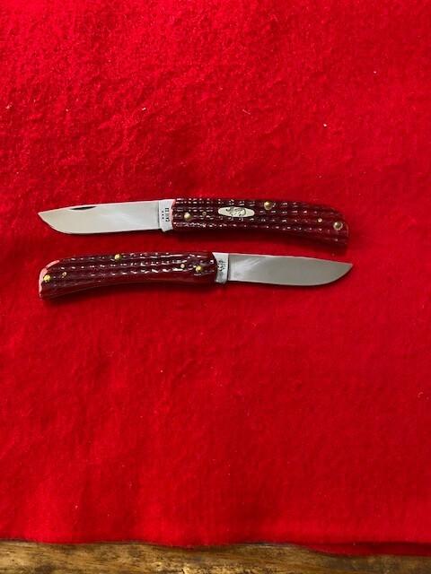 CASE RED BONE SODBUSTERS, JR. SET OF TWO POCKET KNIVES, 6 & 8 DOT CASE RED BONE SODBUSTERS, JR. SET OF TWO POCKET KNIVES, 6 & 8 DOT