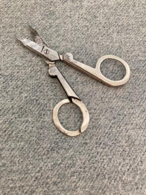Unbelievable quality!!!  Antique GRAY"S Folding, Sewing, Travel, Home, Crafters Scissors