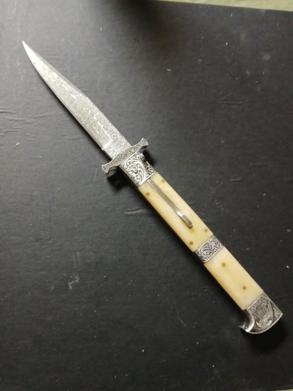 Prioletta style Swing guard 13 3/8" Camel Bone handle Raindrop Damascus Prioletta style Swing guard 13 3/8" Camel Bone handle Raindrop Damascus
