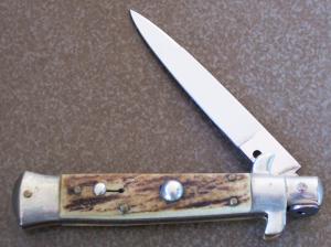 Small 3 1/16" Stag handle SWITCHBLADE knife unmarked picklock Solingen?