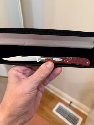 CASE XX SLIMLINE TRAPPER KNIFE 61048 W/ RED ROGERS JIGGED BONE HANDLES 1940-1964.