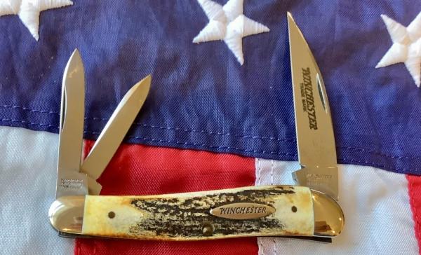 1996 Winchester (by Queen) Whittler (Mdl#35097 S) w/ Super Stag Handles 1996 Winchester (by Queen) Whittler (Mdl#35097 S) w/ Super Stag Handles