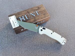 Benchmade Taggedout-15536GN-01 Folding Knife-Tan Grivory- Forest Green Cerakote Elmax Blade - New