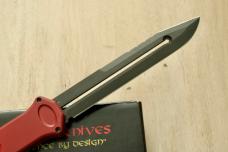 Paragon Estiletto Bowie OTF Automatic Knife Red (5.25" Black Serr) Paragon Estiletto Bowie OTF Automatic Knife Red (5.25" Black Serr)