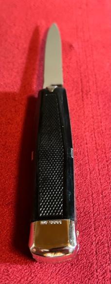 Bargeon French out the front auto knife Bargeon French out the front auto knife