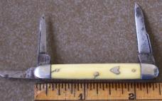 4 ivory handled Pocket Knives BOKER, NEW ENGLAND KNIFE CO., A.T., LAUTERJUNG 4 ivory handled Pocket Knives BOKER, NEW ENGLAND KNIFE CO., A.T., LAUTERJUNG