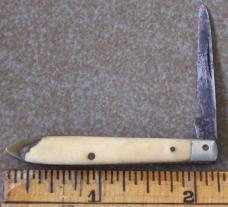 4 ivory handled Pocket Knives BOKER, NEW ENGLAND KNIFE CO., A.T., LAUTERJUNG 4 ivory handled Pocket Knives BOKER, NEW ENGLAND KNIFE CO., A.T., LAUTERJUNG
