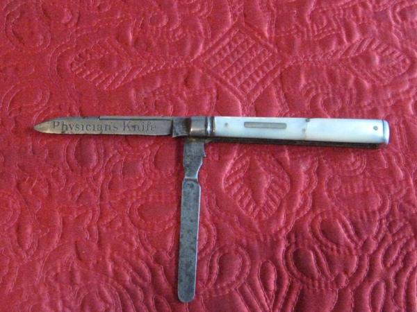 Early ROBESON Doctor's knife w/pearl scales. Pattern no.722153 Early ROBESON Doctor's knife w/pearl scales. Pattern no.722153