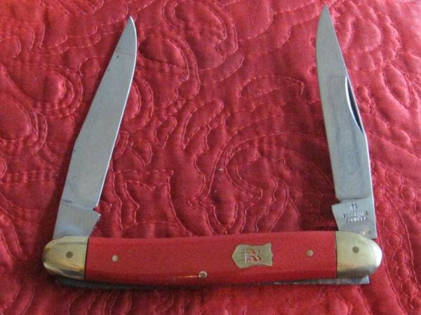 Kissing Krane (German made) Muskrat New Old Stock from 1976 Kissing Krane (German made) Muskrat New Old Stock from 1976