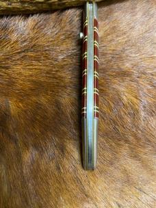 Beautiful Imperial Hammer Brand Toothpick Switchblade Knife, Candystripe Beautiful Imperial Hammer Brand Toothpick Switchblade Knife, Candystripe