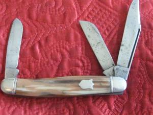 POWERCRAFT  3bl Stock knife Camillus made for Mongomery-Ward