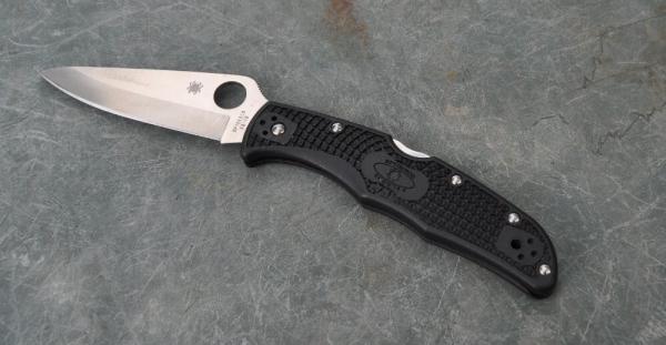 Spyderco Endura Mint Never Carried Or Used Black No Serrations Lock Back Seki Japan VG-10 Steel Spyderco Endura Mint Never Carried Or Used Black No Serrations Lock Back Seki Japan VG-10 Steel