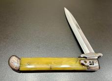 Italian-Style 11” Swing-Guard Leverlock Stiletto, Faux Honey Horn Scales Italian-Style 11” Swing-Guard Leverlock Stiletto, Faux Honey Horn Scales