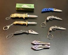 Lot of Mini Keychain Knives Lot of Mini Keychain Knives