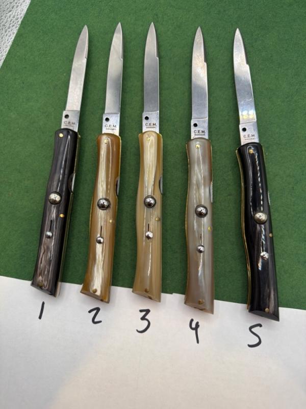 CEM Bolsterless Mid Lock Switchblade CEM Bolsterless Mid Lock Switchblade
