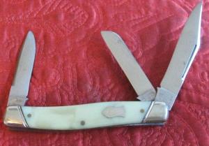 Schrade Cut. Co. 3 blade stock knife w/Waterfall scales Early knife 3 7/8" closed