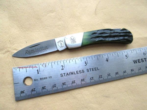 VTG REMINGTON USA R-53 Green Jigged Bone Lockback Knife VTG REMINGTON USA R-53 Green Jigged Bone Lockback Knife