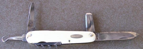 Antique B.B. WELLS STRAND (LONDON) 6 bl. Pocket Knife ivory handles 4 3/8 closed Sheffield Antique B.B. WELLS STRAND (LONDON) 6 bl. Pocket Knife ivory handles 4 3/8 closed Sheffield