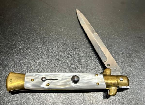 Vintage 1990s Italian Stiletto, Brass Bolsters/Pearlex Scales Vintage 1990s Italian Stiletto, Brass Bolsters/Pearlex Scales