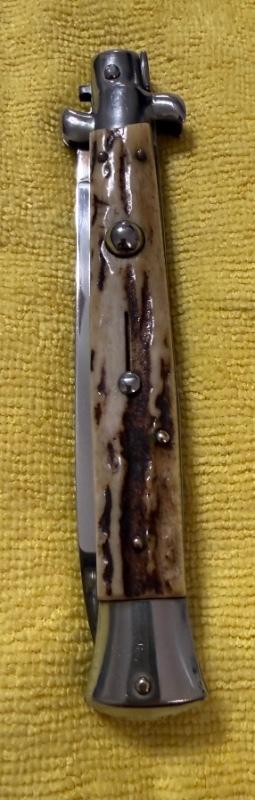 Vintage Italian Swivel Bolster Stiletto – Stag – Rostfrei – Flat Grind – Maniago Vintage Italian Swivel Bolster Stiletto – Stag – Rostfrei – Flat Grind – Maniago