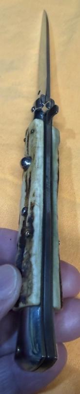 Vintage Italian Swivel Bolster Stiletto – Stag – Rostfrei – Flat Grind – Maniago Vintage Italian Swivel Bolster Stiletto – Stag – Rostfrei – Flat Grind – Maniago