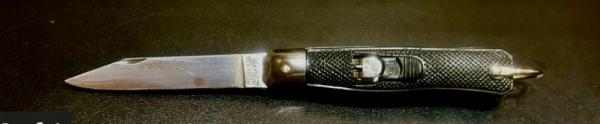 Vintage German-Style Slide-Lock Pocket Knife Vintage German-Style Slide-Lock Pocket Knife