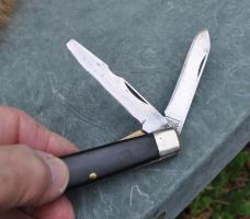 Camillus TL-2Type Smooth Rough Black Used Tight Loud Snap On Both Lanyard Nickel Bolster Brass Liner Camillus TL-2Type Smooth Rough Black Used Tight Loud Snap On Both Lanyard Nickel Bolster Brass Liner