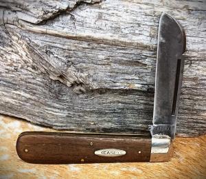 1965-69 Case XX 11031 SH Walnut Handles Carbon Steel "Honest Old Knife"
