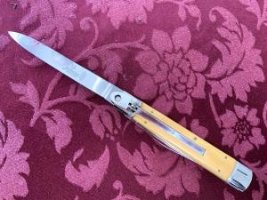 Hubertus 10 inch w/ 2blades (one is manual) Rare