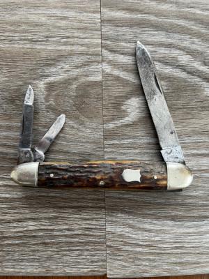 Sheffield pre-WW1 split backspring whittler