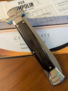 NIB 9inch-23cm A.G.A. Campolin Brazilian Horn Maltese Automatic lockback a super beautiful stiletto NIB 9inch-23cm A.G.A. Campolin Brazilian Horn Maltese Automatic lockback a super beautiful stiletto