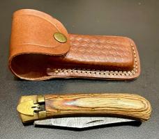 Hunter-Style Damascus Leverlock Hunter-Style Damascus Leverlock
