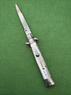 9” Vintage Pearl Swedge Swivel Stiletto