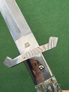 18” Renzo Pascotto Abalone Swing Guard 18” Renzo Pascotto Abalone Swing Guard