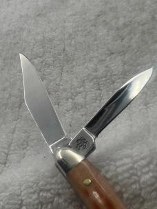 Case XX 2011 9 Dot 6220 SS 2 Blade Peanut Pocket Knife (7) Case XX 2011 9 Dot 6220 SS 2 Blade Peanut Pocket Knife (7)