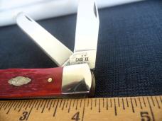 CASE XX 5 DOT JIGGED RED BONE TRAPPER WITH CARBON BLADES & POCKET CLIP UNUSED CASE XX 5 DOT JIGGED RED BONE TRAPPER WITH CARBON BLADES & POCKET CLIP UNUSED