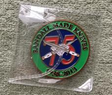 Randall Knives LE 75th Anniversary Badge And Challange Coin 2013 Mint Randall Knives LE 75th Anniversary Badge And Challange Coin 2013 Mint