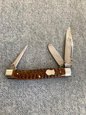 Antique CHALLENGE CUTLERY CORP., BRIDGEPORT, CONN., Bone Handles, Stockman's Knife with Punch
