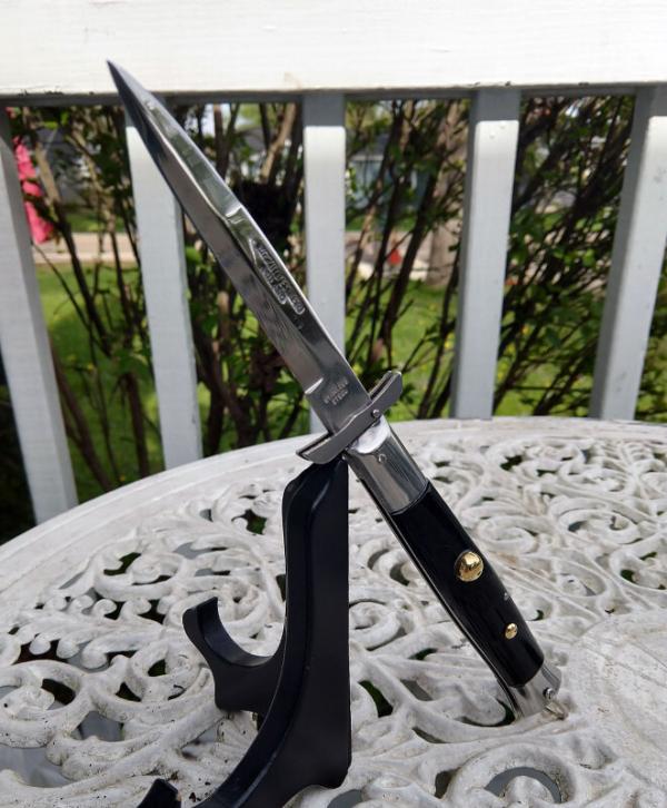 RARE Single Pin Batwing 9 Inch Rizzuto Estileto Milano RARE Single Pin Batwing 9 Inch Rizzuto Estileto Milano