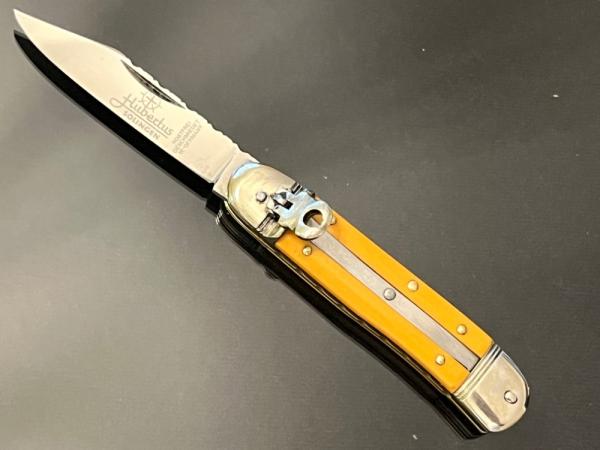 Vintage Hubertus 3-1/2”Old Yellow Celluloid Fully Worked liners/Back Springs/Blade Hubertus Worx NEW Vintage Hubertus 3-1/2”Old Yellow Celluloid Fully Worked liners/Back Springs/Blade Hubertus Worx NEW