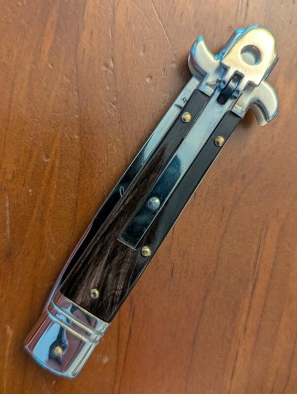 20CM-8 INCH AKC LEVERLETTO SWEDGE BLADE DARK BRAZILIAN SCALES NICKEL SILVER BOLSTERS AUTOMATIC 20CM-8 INCH AKC LEVERLETTO SWEDGE BLADE DARK BRAZILIAN SCALES NICKEL SILVER BOLSTERS AUTOMATIC