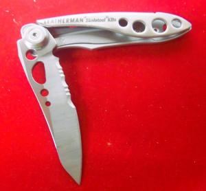 STAINLESS LEATHERMAN SKELETOOL KBx PART SERRATED PRE OWNED FROM STORAGE VERY NICE