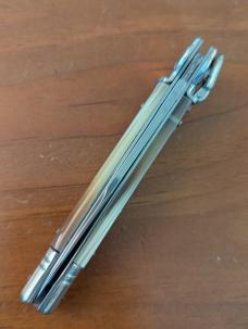 20CM-8 INCH AKC LEVERLETTO SWEDGE BLADE BRAZILIAN HORN NICKEL SILVER BOLSTERS AUTOMATIC 20CM-8 INCH AKC LEVERLETTO SWEDGE BLADE BRAZILIAN HORN NICKEL SILVER BOLSTERS AUTOMATIC