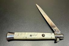Vintage B Rostfrei Italian 11” Swivel-Bolster, White Pearlex Scales