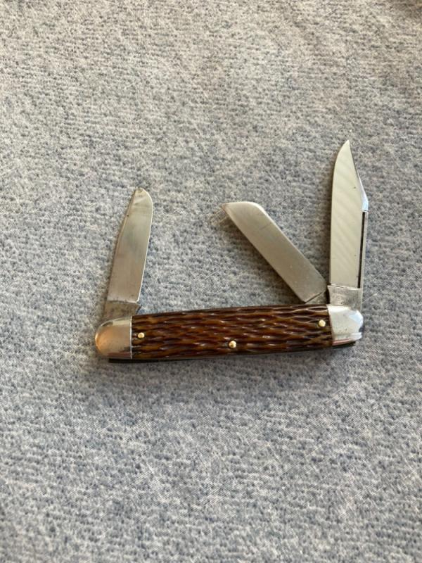 Vintage ULSTER KNIFE CO., Bone Handles, Iron Bolsters, Cattle Pattern Pocket Knife