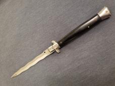 (2) Frank B Italian Stiletto AUTO/ (1) PICKLOCK (1) BOLSTER RELEASE Buffalo Horn w/KRIS BLADE (2) Frank B Italian Stiletto AUTO/ (1) PICKLOCK (1) BOLSTER RELEASE Buffalo Horn w/KRIS BLADE